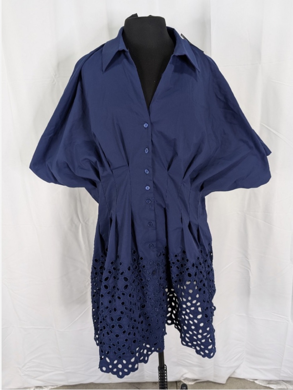 Exquise Navy Eyelet Demi Shirt Dress Plus Size 2X with pockets Tailored